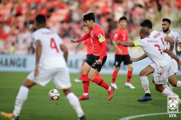 데포르티보 중계: 축구의 매력을 느끼다